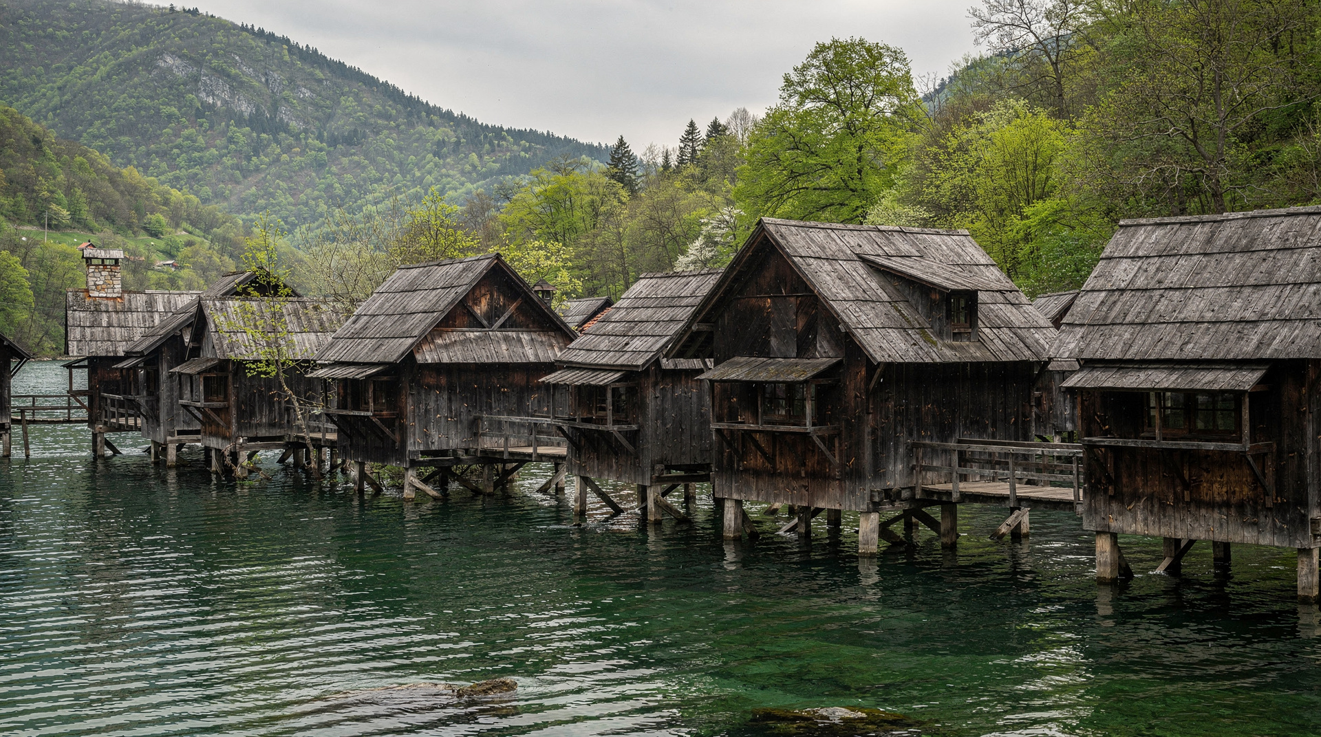 Guía de los molinos de agua del Pliva y los lagos de Jajce